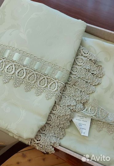 Скатерть 270*180