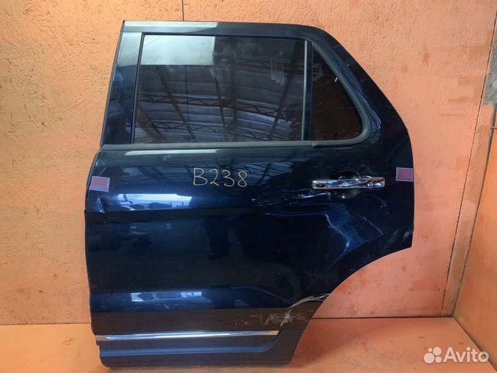 Дверь боковая задняя левая Ford Explorer U502 3.5