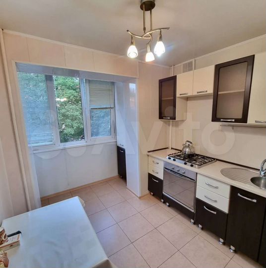 3-к. квартира, 65 м², 3/5 эт.