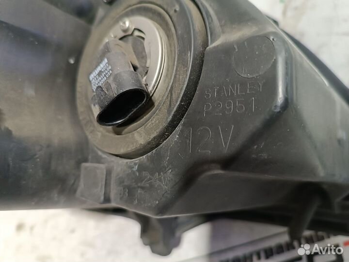 Фара mazda axela mazda3 BK BK3P BK5P bkep 2951 295