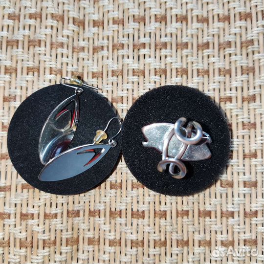 Бижутерия(серьги,колье,кольца),заколки для волос