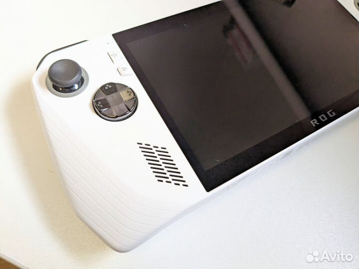 Игровая приставка Asus Rog Ally 16/512