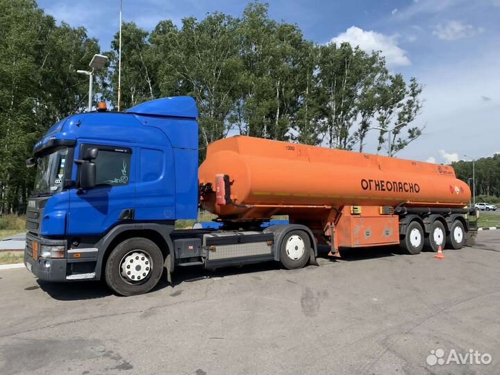 Колпак колеса 22.5 белые К-кт 8 штук задних