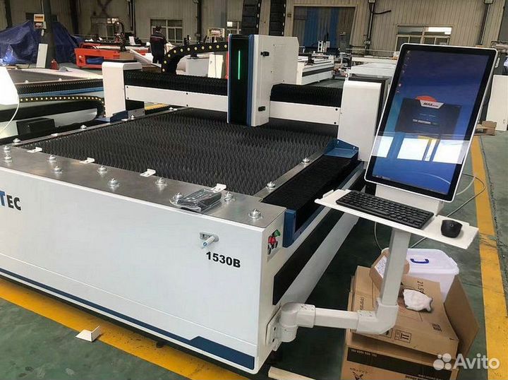 Оптоволоконный лазерный станок 3000W