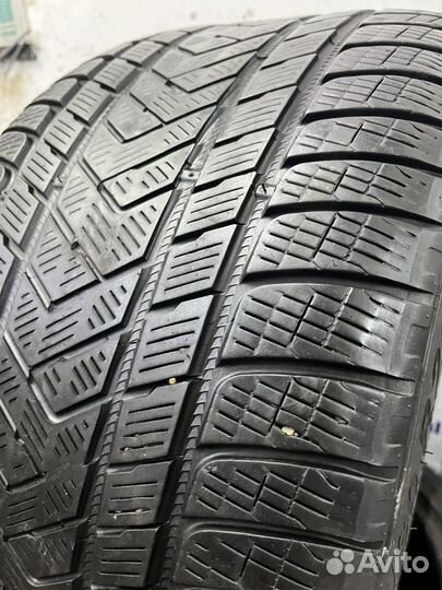 Pirelli Scorpion Winter 315/30 R22