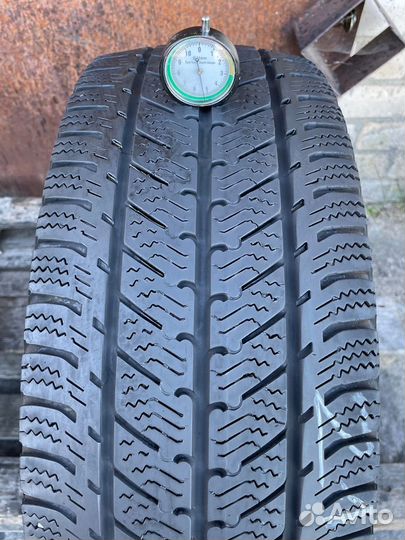 Uniroyal Snow Max 3 235/65 R16C