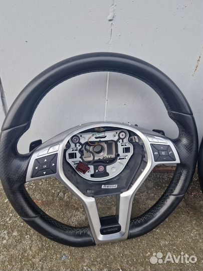 Руль на mercedes 212 amg. Мерседес 212