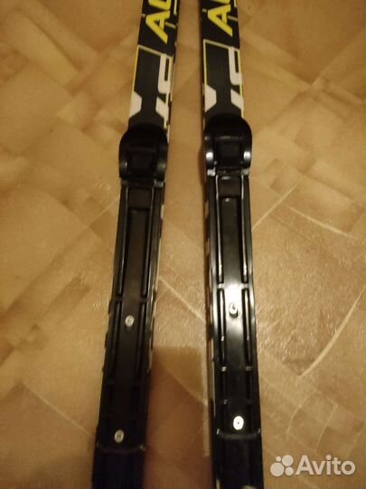 Беговые лыжи