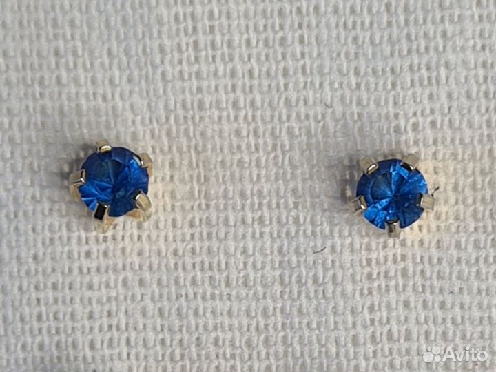 Серьги с фианитами