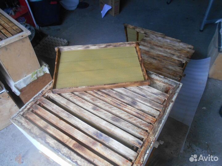 Рамки для пчел, ульи