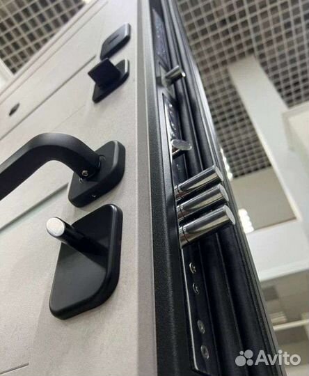 Дверь входная новая в наличии