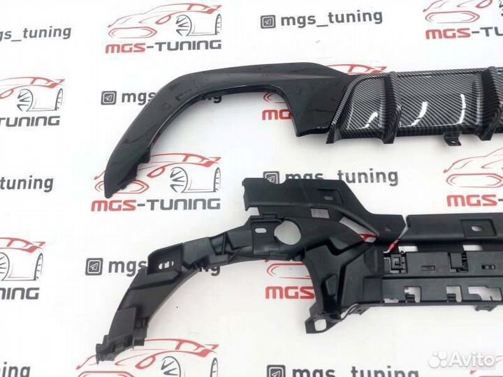 Диффузор BMW 3 серия G20 MP 340 R style под карбон