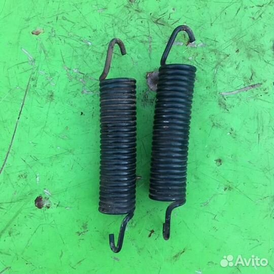 Петля капота Вольво 940