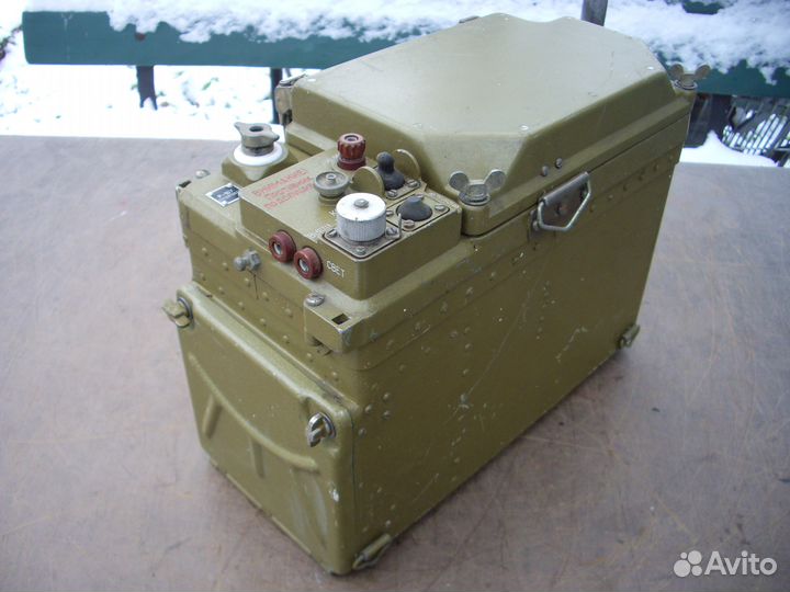 Ламповая радиостанция Р-107