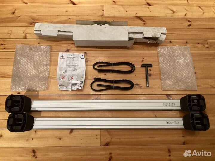 Поперечины на рейлинги Audi