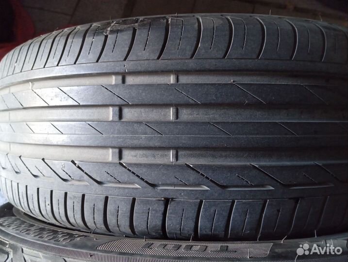 Bridgestone Turanza T001 215/55 R17