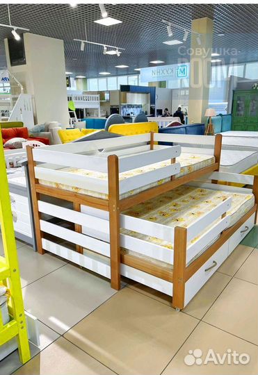 Двухъярусная кровать выдвижная из настоящего дерев