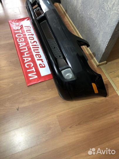 Chrysler Crossfire бампер передний