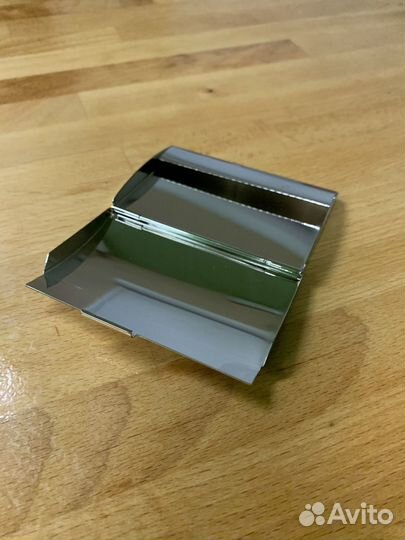 Визитница для карт железная