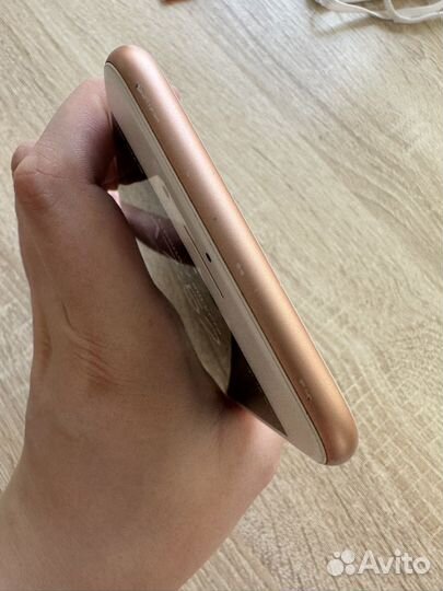 Телефон iPhone 8 plus