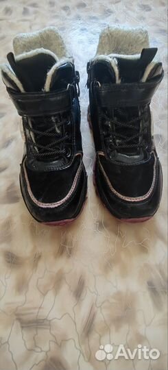 Демисезонные кроссовки для девочки 31