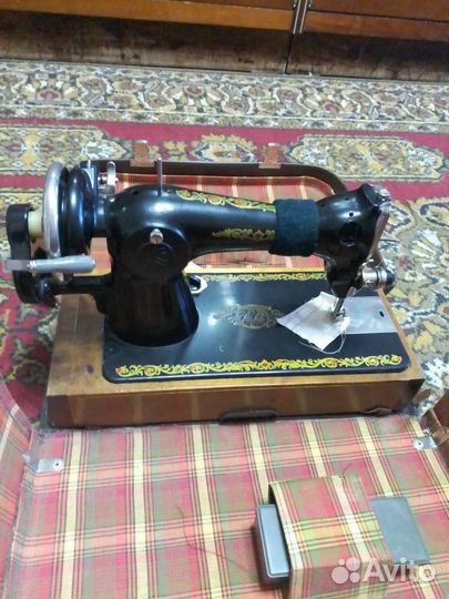 Швейная машинка