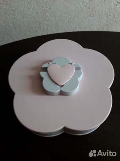 Креативная поворотная коробка