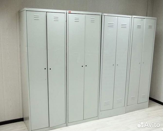 Шкафы металлические для одежды