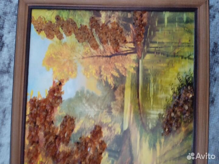 Картина из янтаря