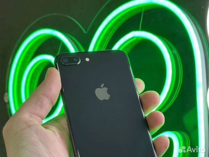 iPhone 8 Plus, 128 ГБ