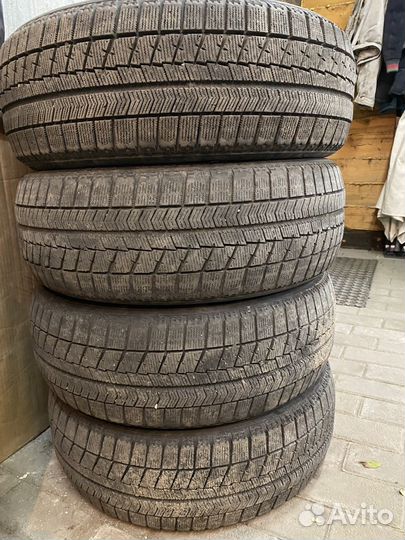 Bridgestone Blizzak VRX 195/60 R16