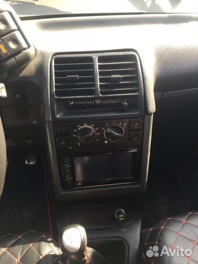 ВАЗ 2110 1.5 МТ, 2003, 89 569 км