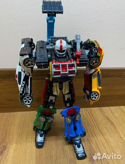 Тобот Магма 6 новый. 40 см