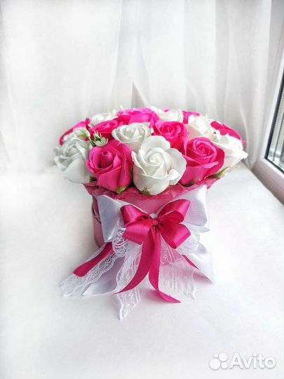 Подарок из мыльных роз