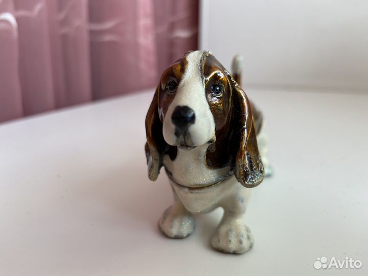 Шкатулка со стразами Собака