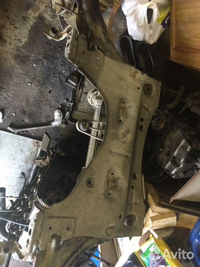 Подрамник Renault Megane 2