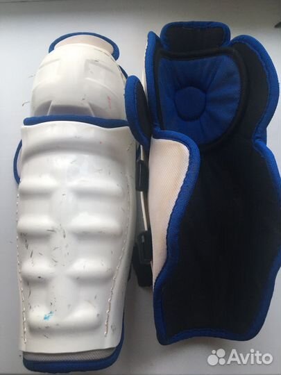 Хоккейные наколенники 15р