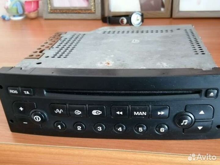 Автомагнитолла Peugeot