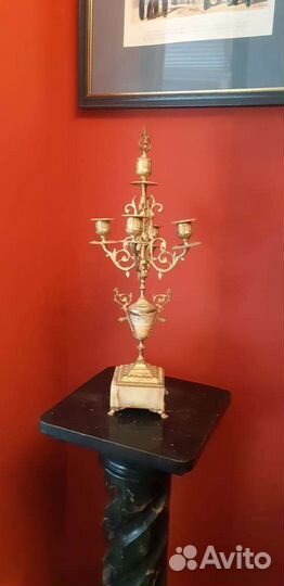 Часы и подсвечники