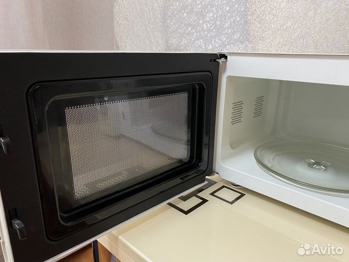 Микроволновая печь Willmark