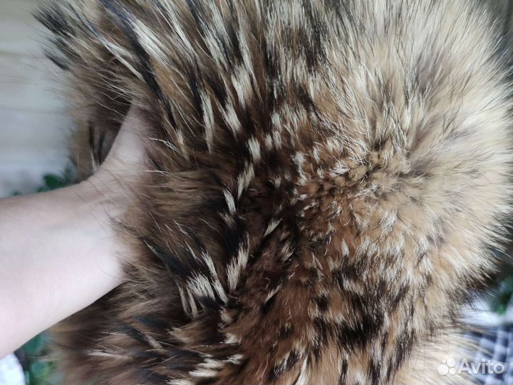 Шапка женская из енота эскимоска