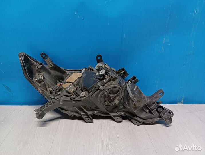 Фара левая Toyota Prado 150 2009