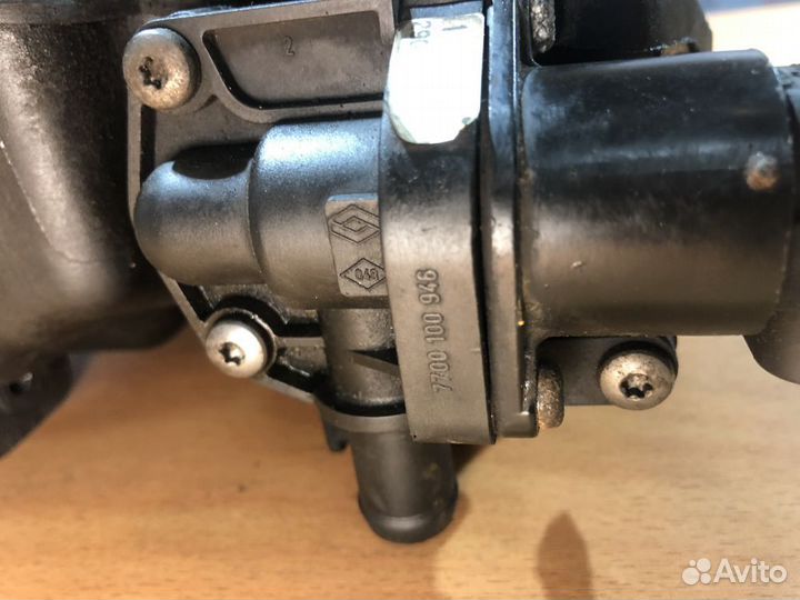 Корпус воздушного фильтра K4M Renault Duster