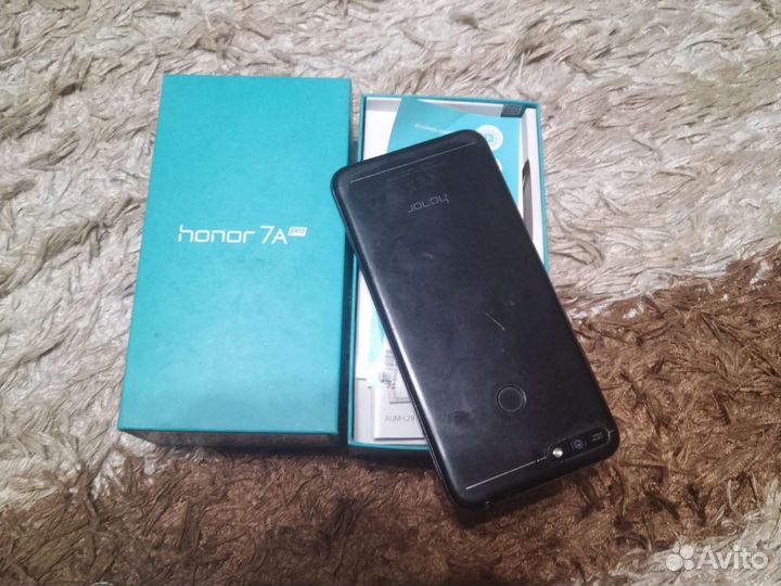 Телефон honor 7a pro