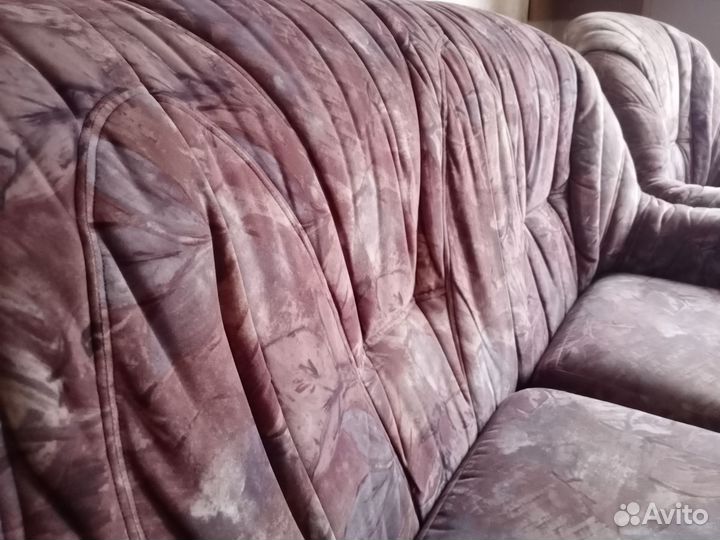 Диван и два кресла