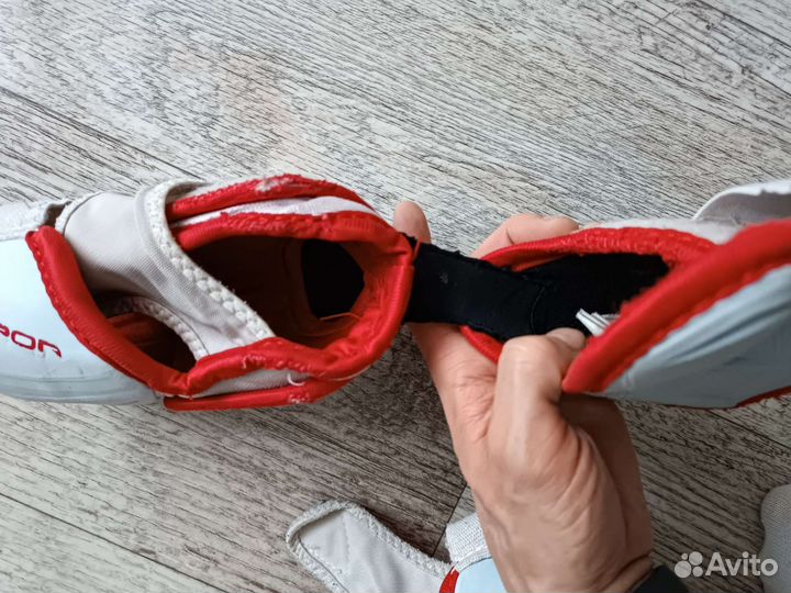 Щитки хоккейные