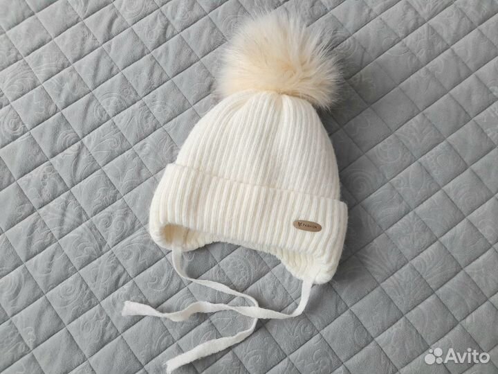 Зимняя шапка для девочки 5-7 лет 52-54