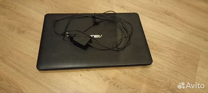 Ноутбук asus