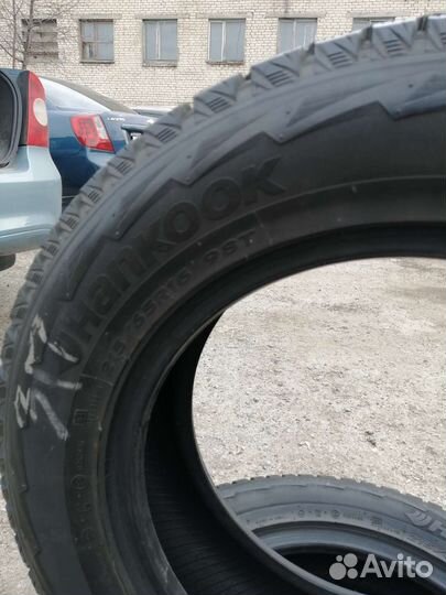 Hankook I'Pike RW11 215/65 R16 98T
