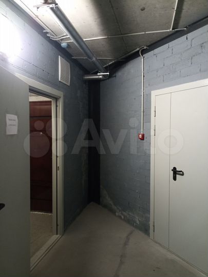 Машиноместо, 10 м²